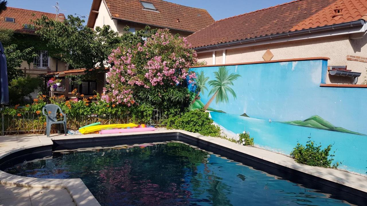 Independant, 1 Lit Deux Personnes Et 1 Appoint Piscine Jardin Direct Gare Aeroport Et Jardin * Toulouse