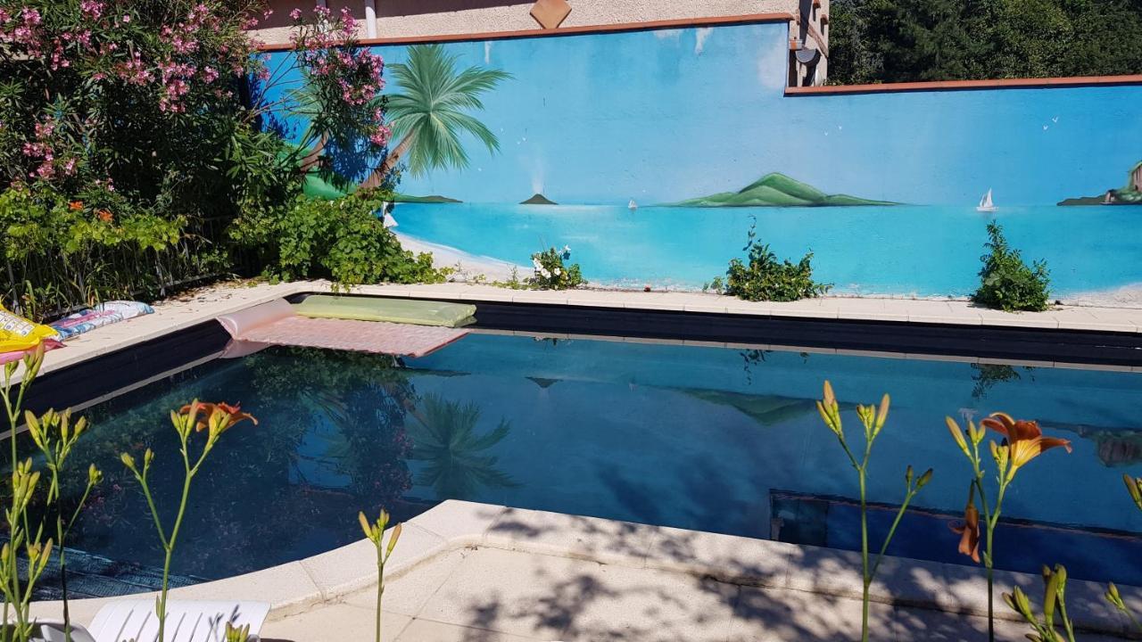 Independant, 1 Lit Deux Personnes Et 1 Appoint Piscine Jardin Direct Gare Aeroport Et Jardin Appartement Toulouse