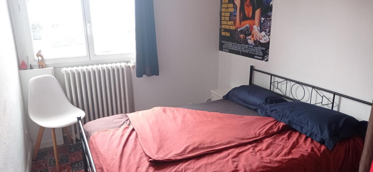 Appartement Independant, 1 Lit Deux Personnes Et 1 Appoint Piscine Jardin Direct Gare Aeroport Et Jardin