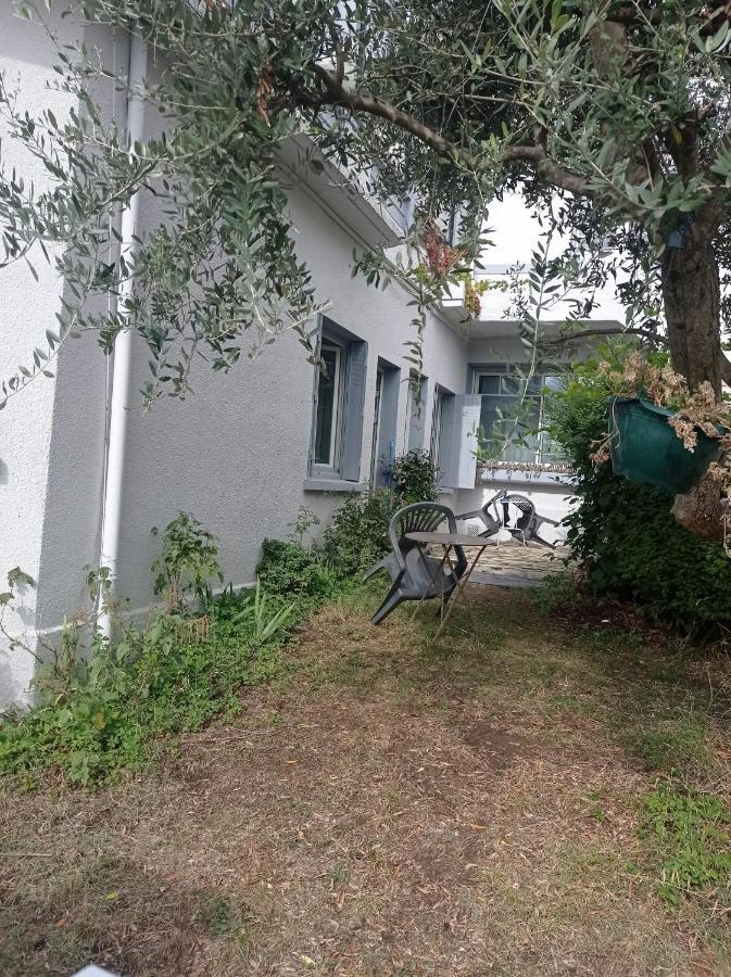 Appartement Independant, 1 Lit Deux Personnes Et 1 Appoint Piscine Jardin Direct Gare Aeroport Et Jardin *